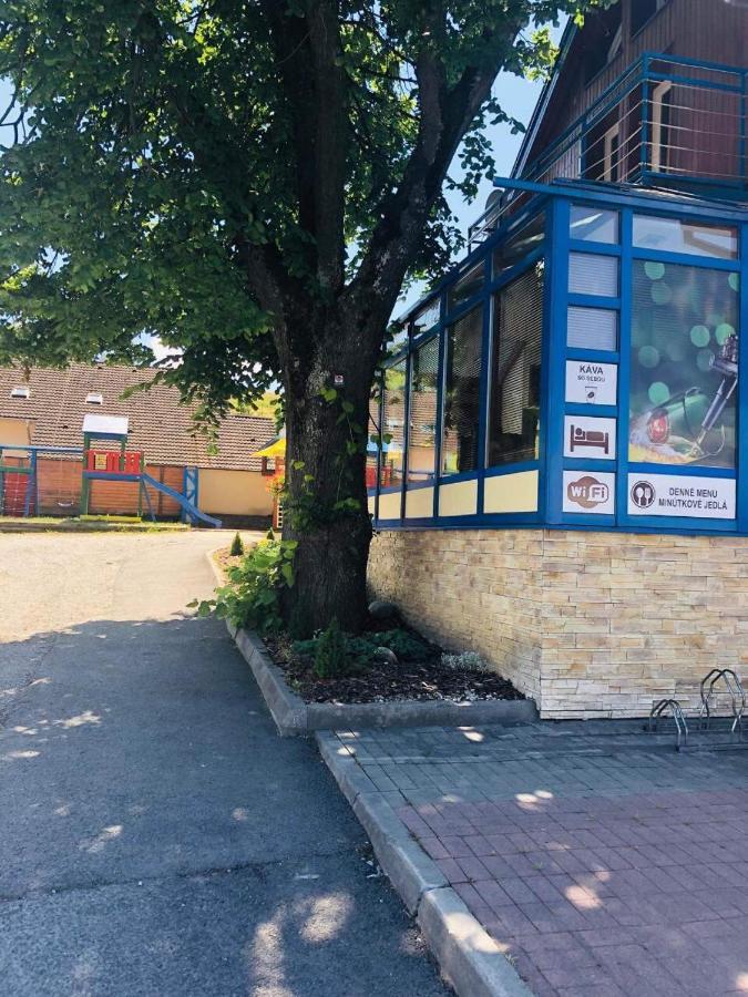 Penzion Kamenec Zakamenne Exterior foto